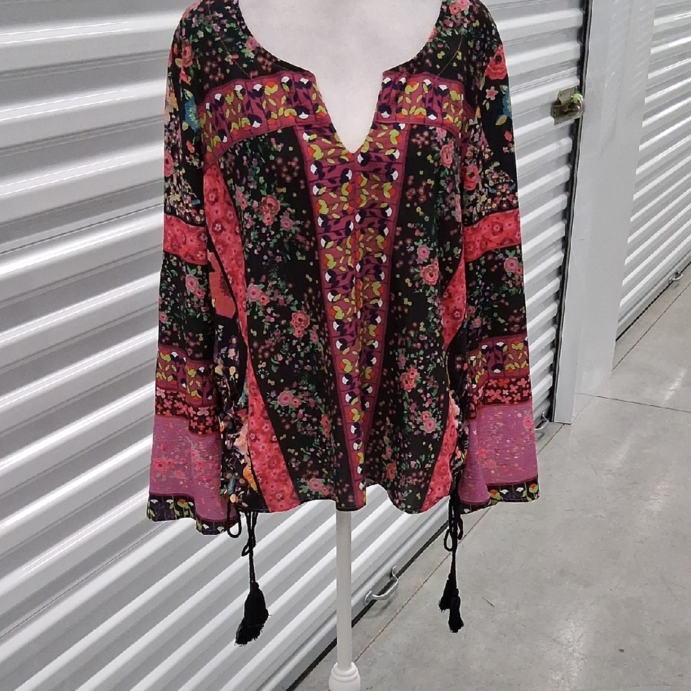 Aratta Top